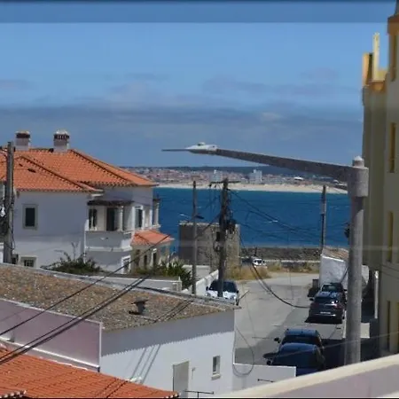 Surfcity Homestay szállás Peniche