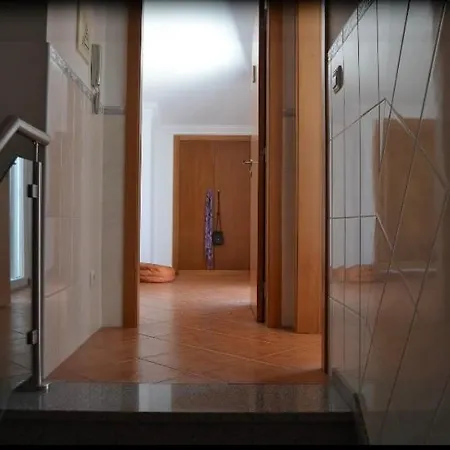 Surfcity Homestay szállás
